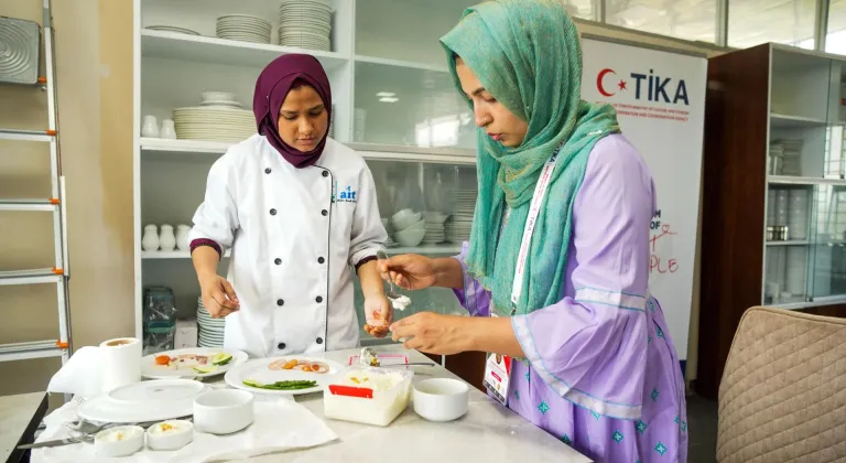 TİKA, Bangladeş'te turizm eğitimini modern altyapı ve güncel yaklaşımlarla destekliyor