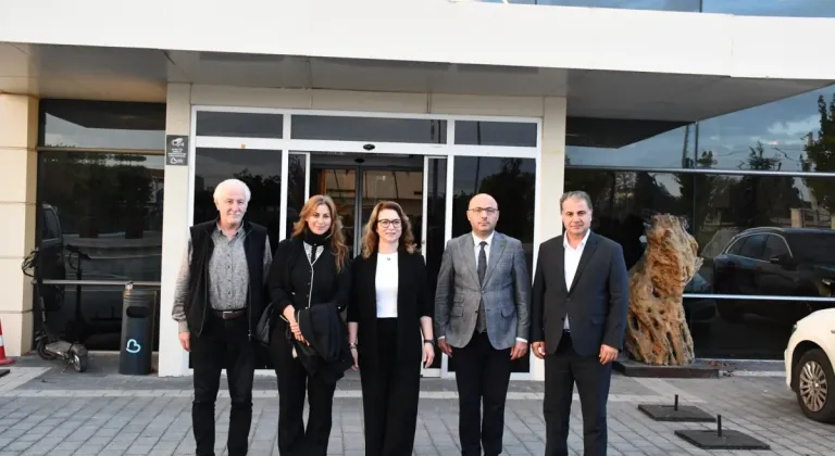 TİMBİR heyetinden Türkiye Kent Konseyleri Birliği Başkanı Özden’e ziyaret