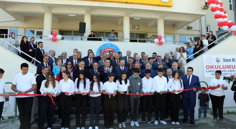TOBB Başkanı Hisarcıklıoğlu, Iğdır'da okul ve konferans salonu açtı