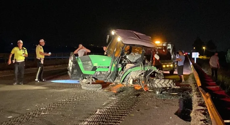 Tokat'ta cip ile traktör çarpıştı, 3 kişi yaralandı