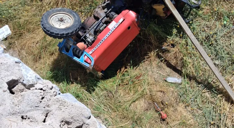 Tokat'ta otomobil ile çarpışan traktörün sürücüsü öldü