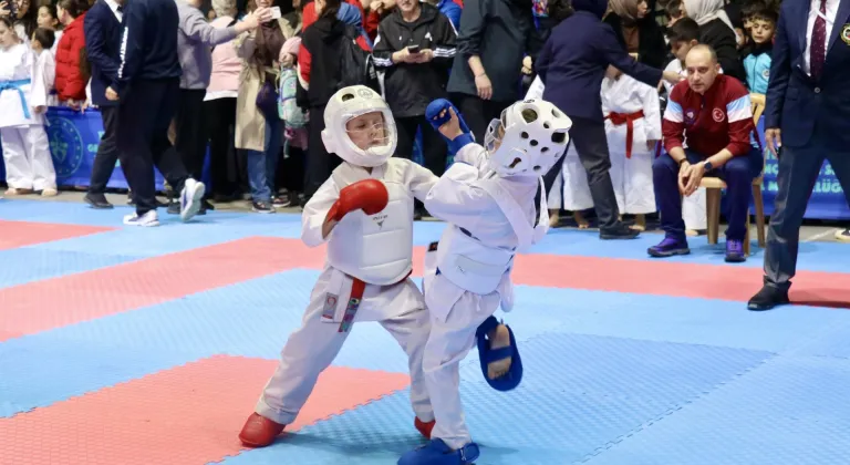 Trabzon'da 2. Şehit Eren Bülbül İller Arası Karate Şampiyonası başladı