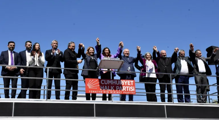 Trabzon'da "Kapıların Kısa Ansiklopedisi" tiyatro oyunu sahnelendi