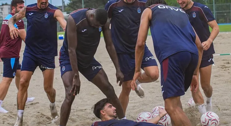 Trabzonspor, yeni sezon hazırlıklarına çift antrenmanla devam etti
