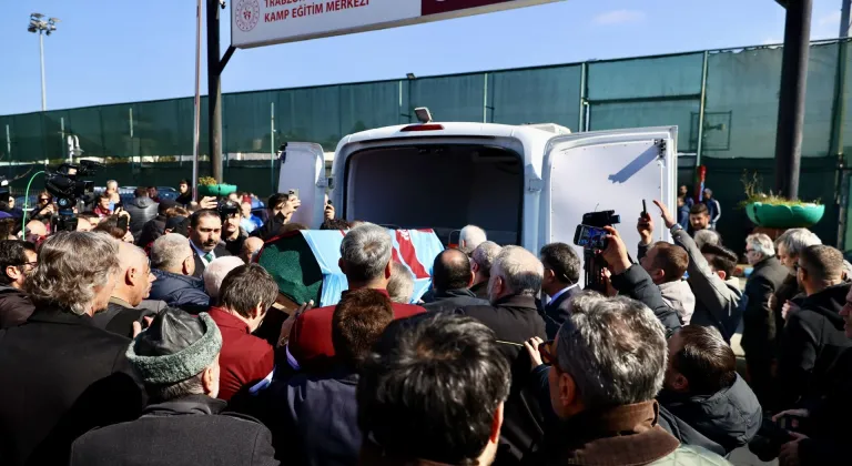 Trabzonspor'un vefat eden yardımcı antrenörü Orhan Kaynak için tören düzenlendi