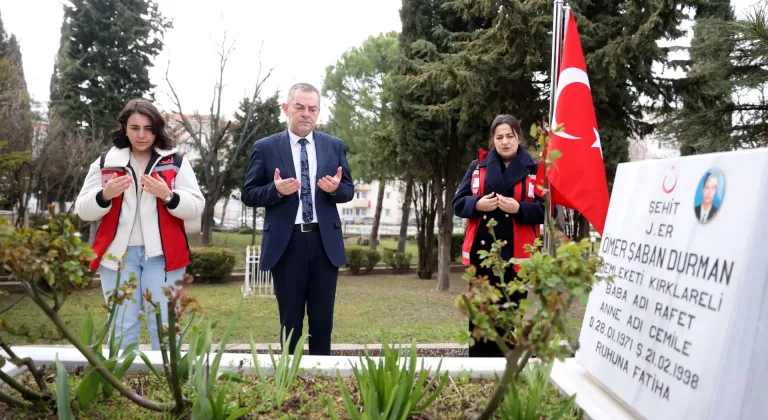 Trakya'da şehitlikler bayrama hazırlanıyor