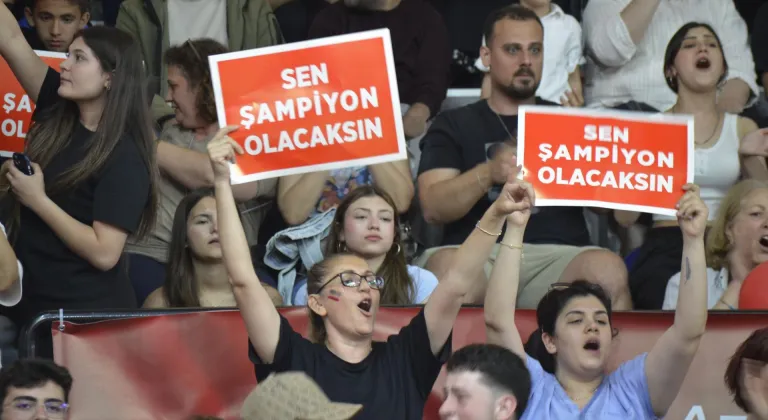 Turgutlu Belediyespor, Halkbank Kadınlar Basketbol Süper Ligi'ne yükseldi