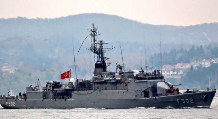 Türk savaş gemileri 19 Mayıs’ta KKTC’de ziyarete açılacak