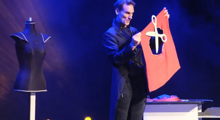 "Türkiye Magic Festival" dünyaca ünlü sihirbazları bir araya getirdi