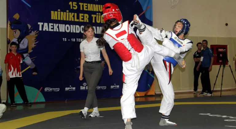Türkiye Minikler Tekvando Şampiyonası, Sinop'ta başladı