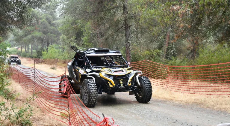 Türkiye Offroad Şampiyonası 4. Ayak Vezirköprü Yarışı'nın orman etabı yapıldı