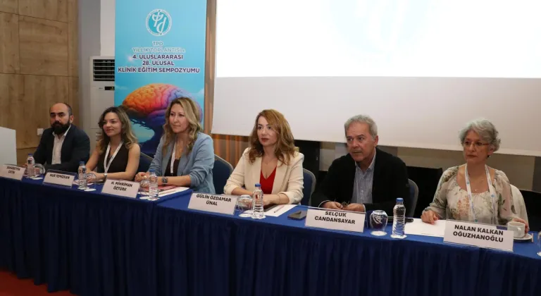 Türkiye Psikiyatri Derneğinin kongresi Antalya'da başladı