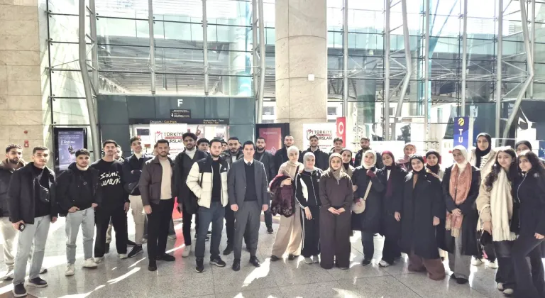 Türkiye'de üniversite eğitimi almaya hak kazanan Filistinli öğrenciler, Türkiye'ye ulaştı