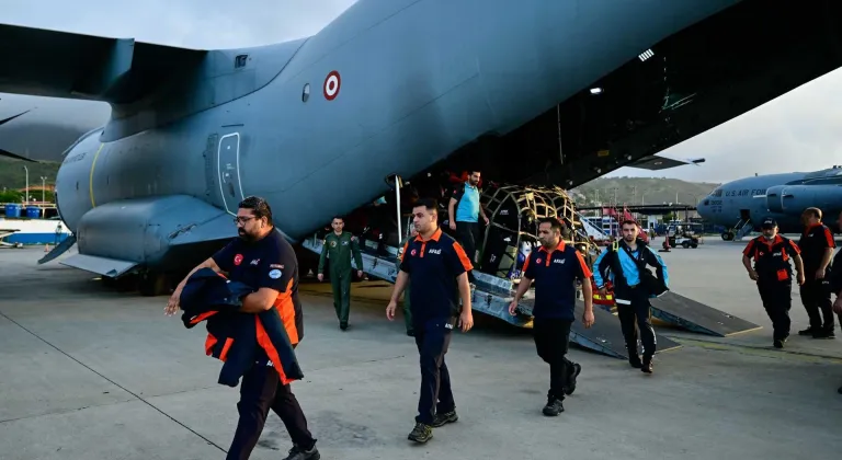 Türkiye’den yola çıkan arama kurtarma ekipleri depremden etkilenen Venezuela’ya ulaştı