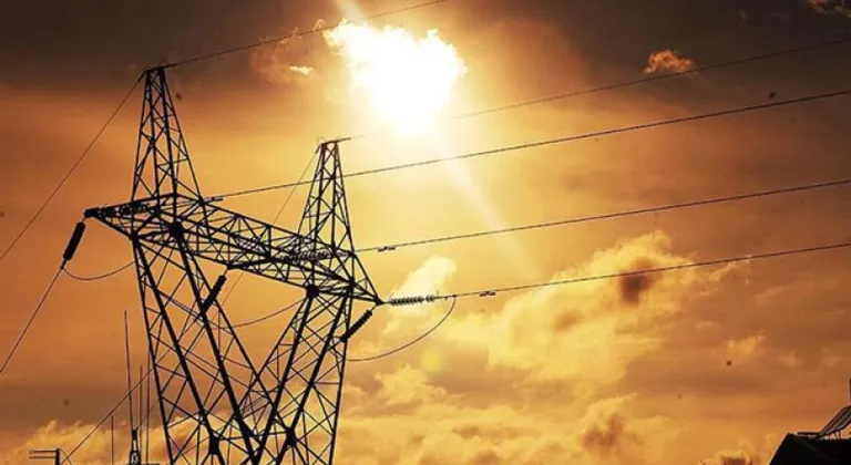 Türkiye'nin elektrik tüketimi ve kurulu gücü yükseldi