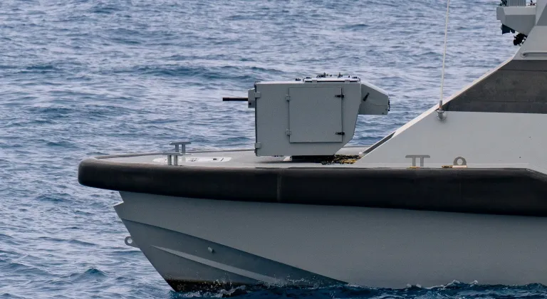 Türkiye'nin ilk silahlı insansız deniz aracı yerli silahıyla göreve başladı