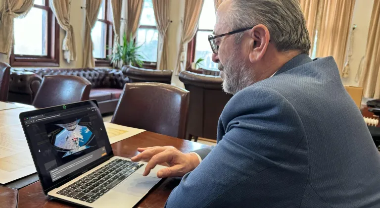 TÜYEK Başkanı Dr. Coşkun Yılmaz, AA'nın "Yılın Kareleri" oylamasına katıldı