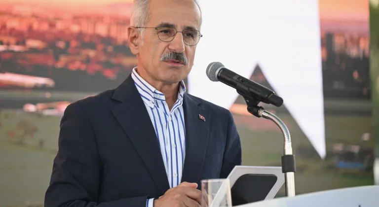 Ulaştırma ve Altyapı Bakanı Uraloğlu, Kayseri'de yol açılışında konuştu: