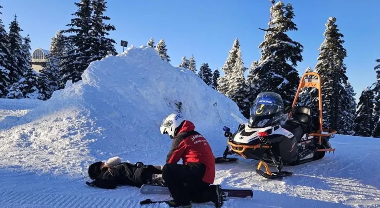 Uludağ'da JAK ekipleri yarıyıl tatilinin ilk haftasında 208 olaya müdahale etti