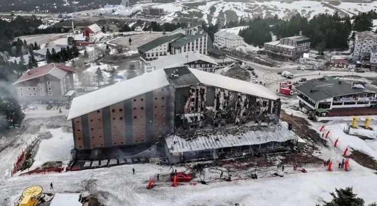 Uludağ’daki Otel Yangınında Hayatını Kaybedenlerin Sayısı Üçe Yükseldi