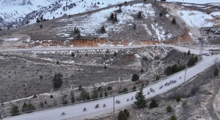 Uluslararası Antalya Bisiklet Turu, Antalya'da sürüyor
