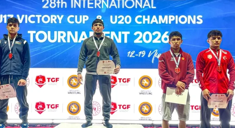 Uluslararası Şampiyonlar Güreş Turnuvası Antalya'da sona erdi