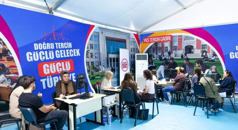 Ümraniye Belediyesinden üniversite adaylarına ücretsiz tercih danışmanlığı