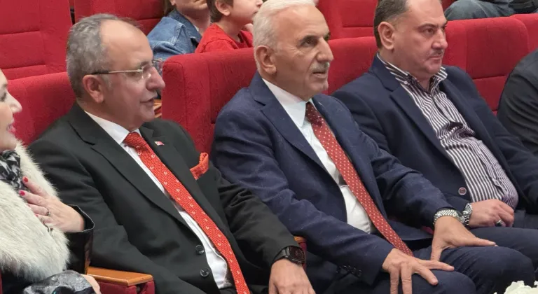 Ümraniye'de 29 Ekim Cumhuriyet Bayramı kutlandı