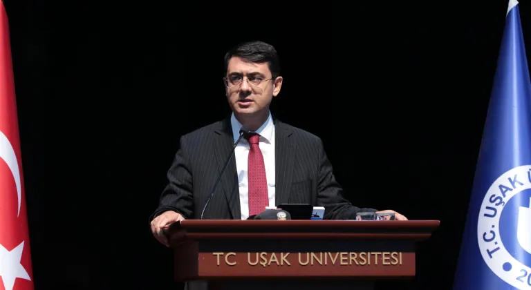 Uşak'ta "Düşmanın Teslim Alındığı Şehir: Uşak ve Milli Mücadele Sempozyumu" başladı