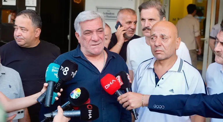 Usta oyuncu Kadir İnanır'ın vefatının ardından yeğeni Levent İnanır açıklama yaptı: