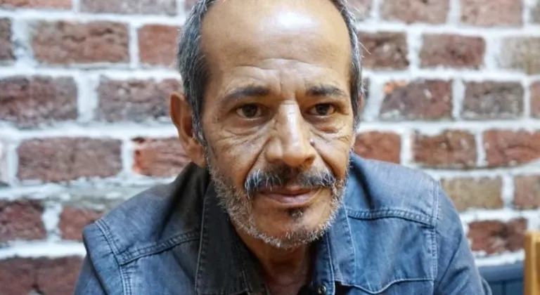 Usta yazar Bülent Akyürek vefat etti