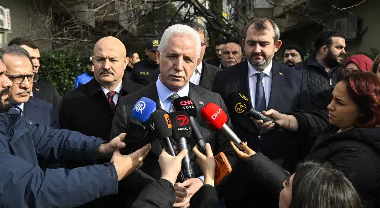 Vali Gül'den Güngören'de bıçaklanarak öldürülen Atlas Çağlayan'ın ailesine ziyaret: