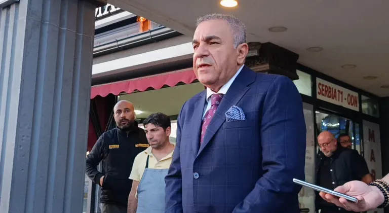 Vali Yardımcısı Şevket Atlı Kapıkule’de eylemcilerle görüştü: 