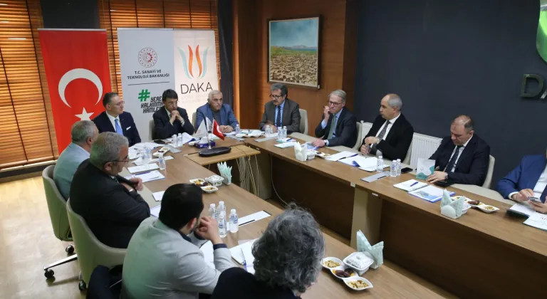 Van'da İran ile ekonomik ilişkilerin konuşulduğu toplantı yapıldı