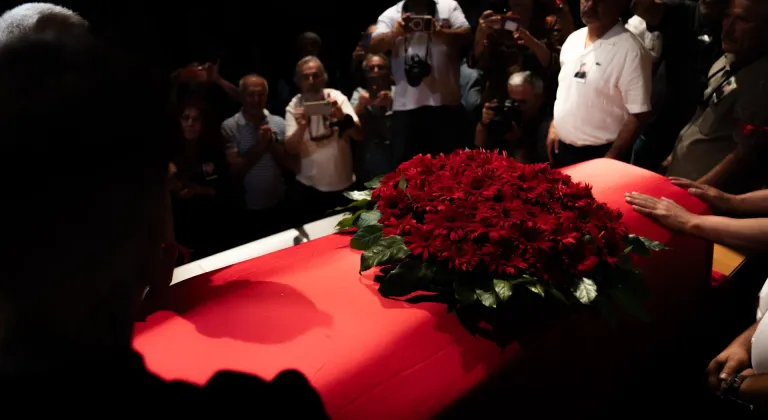 Vefat eden şair ve yazar Ahmet Telli için İnşaat Mühendisleri Odası'nda tören düzenlendi