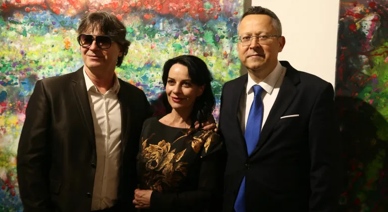 Viyana Yunus Emre Enstitüsü'nde Slovakya Maliye Bakanı Kamenicky'nin resimlerinin yer aldığı sergi açıldı