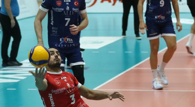 Voleybol: SMS Grup Efeler Ligi