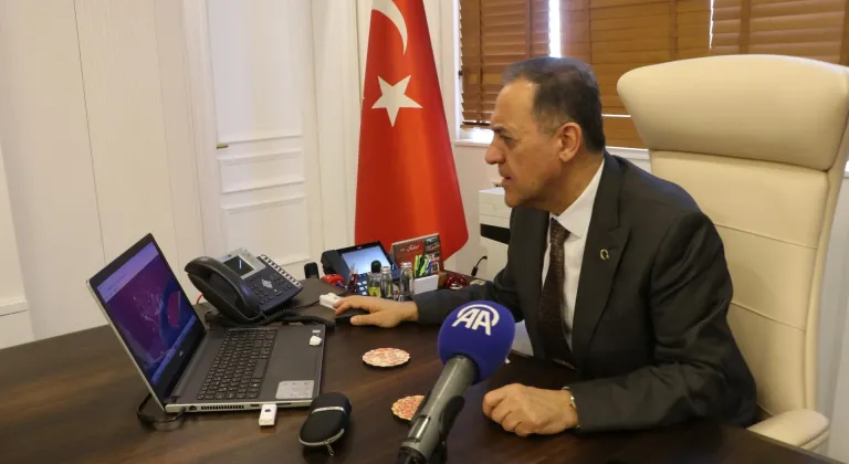 Yalova Valisi Ahmet Hamdi Usta, AA'nın "Yılın Kareleri" oylamasına katıldı