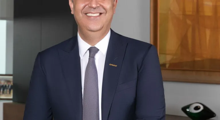 Yapı Kredi'den konsolosluk ve vize işlemlerinde e-imzalı hesap hareketleri dönemi