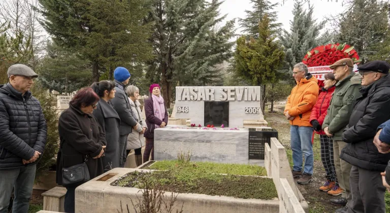 Yaşar Sevim, kabri başında anıldı