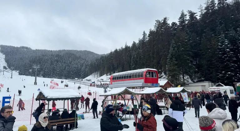 Yıldıztepe Kayak Merkezi'nde hafta sonu yoğunluğu yaşandı