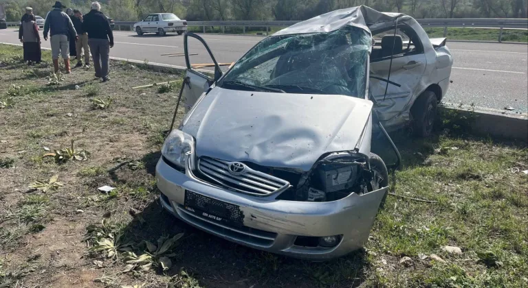 Yozgat'ta iki otomobilin çarpıştığı kazada 1 kişi öldü, 1 kişi yaralandı