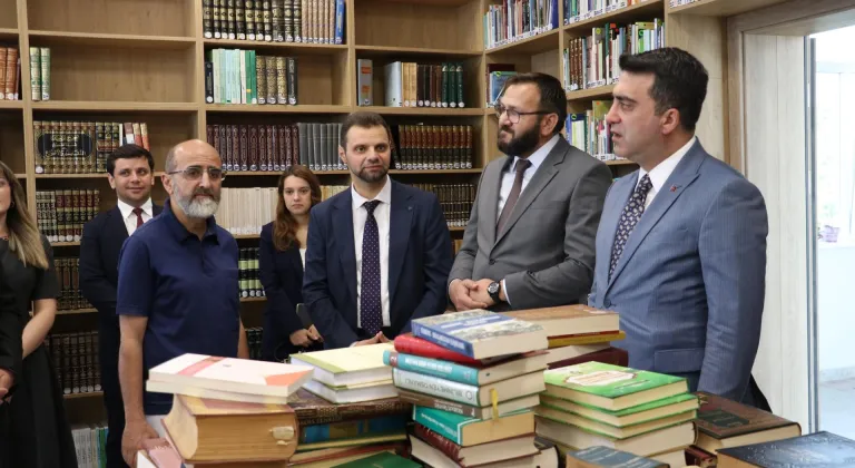 YTB Başkanı Turus, Bulgaristan Müslümanları Başmüftüsü Hasanov ile görüştü