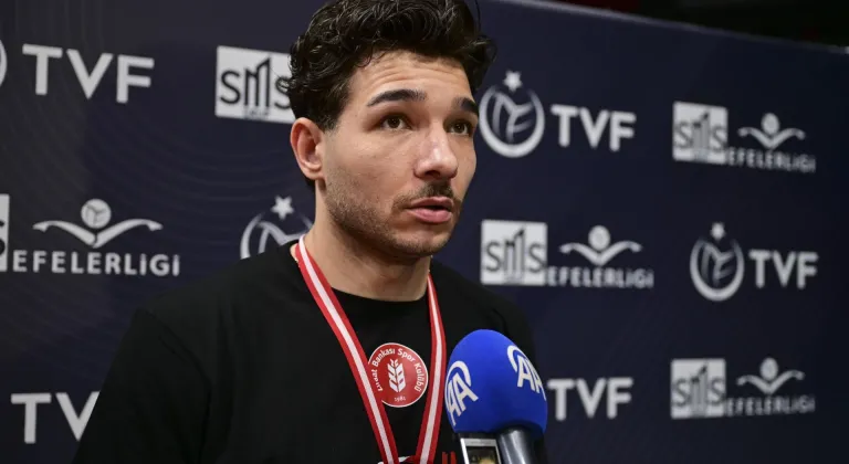 Ziraat Bankkart'ın Voleybol Efeler Ligi'ndeki 5'inci şampiyonluk sevinci