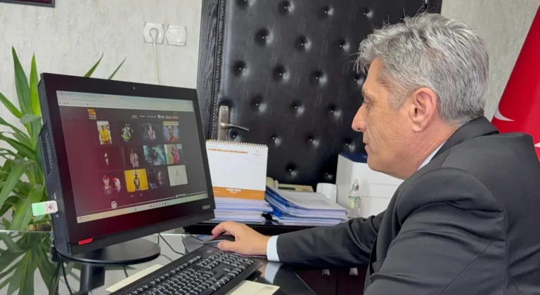 Zonguldak İl Sağlık Müdürü Gün, AA'nın "Yılın Kareleri" oylamasına katıldı