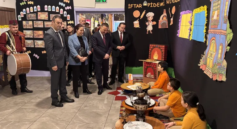 Zonguldak'ta ilkokul öğrencileri düzenlenen etkinliklerle ramazanın manevi atmosferini yaşadı