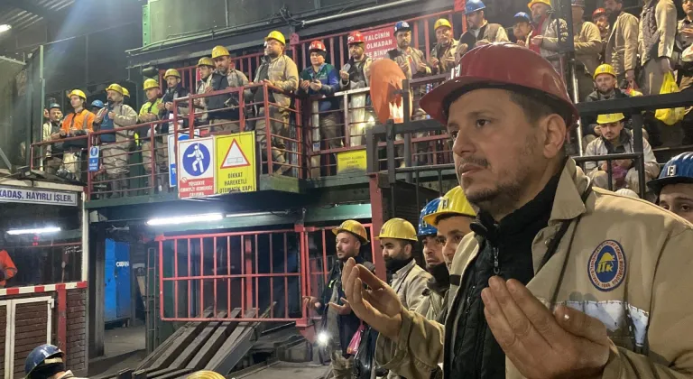 Zonguldak'ta madenciler Kahramanmaraş merkezli depremlerde hayatını kaybedenleri dualarla andı